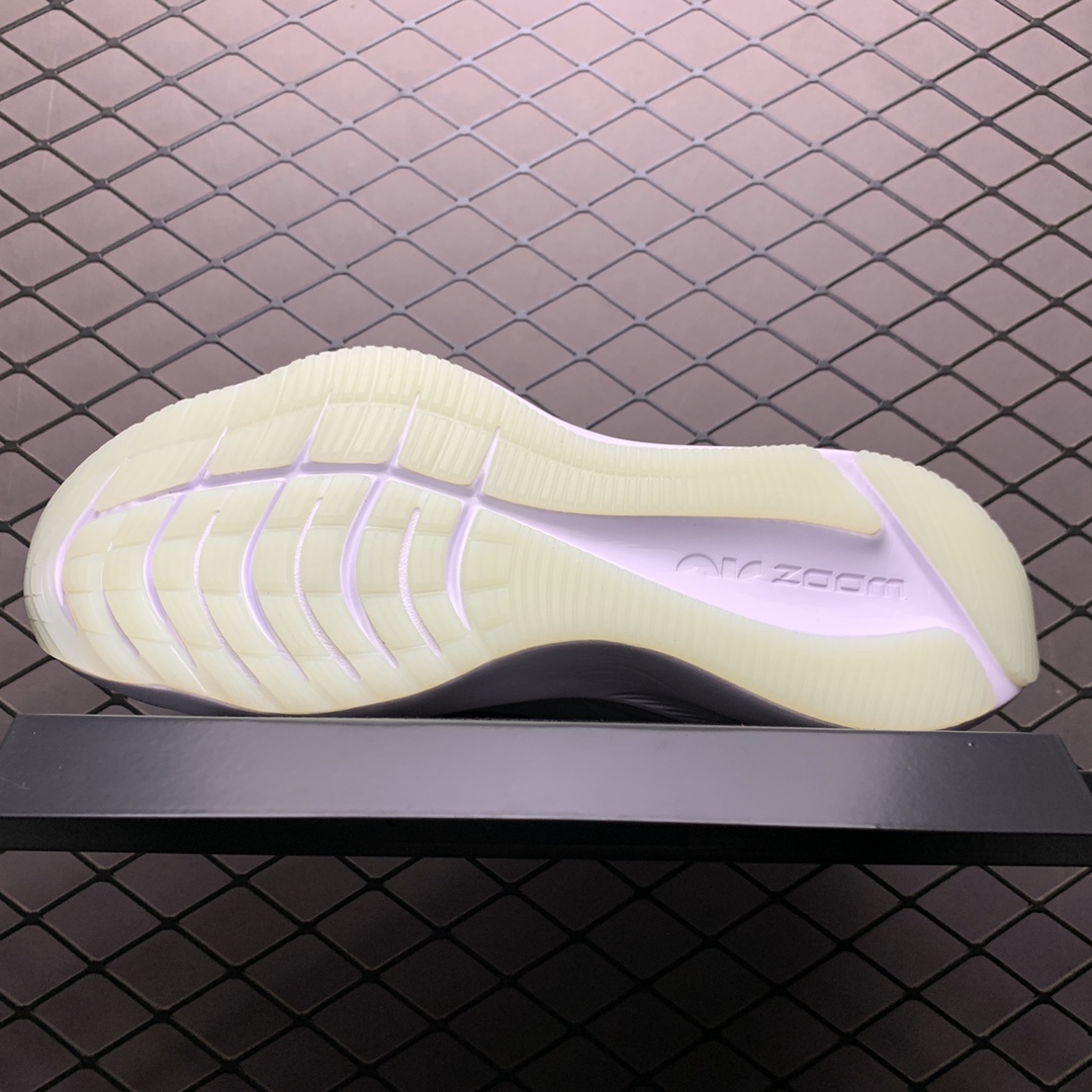 180  Nike Air Zoom Winflo W7代 网面透气 训练跑步鞋 CJ0291-100