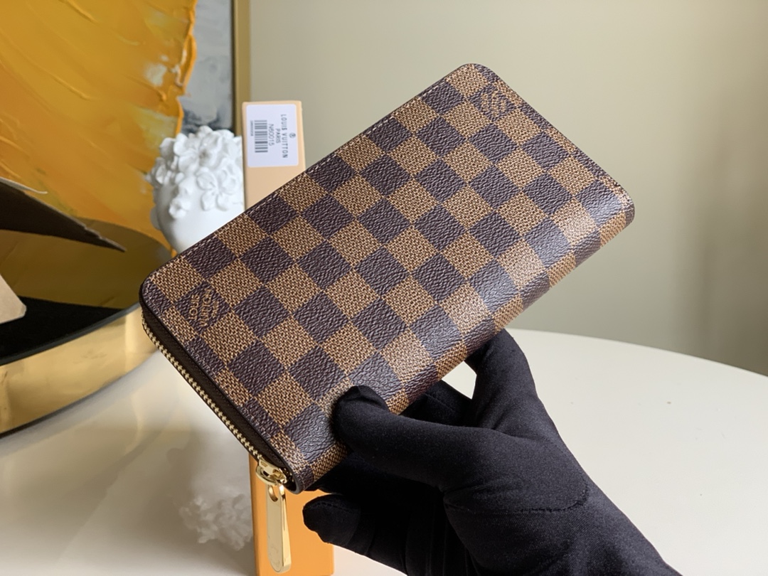 NO:396010,[Exclusive real shot N60015] zappiy series The latest cycle code FL is not only for chips, and pursues high quality. Classic pellet presbyterian material size 19cm*10cm Y.280, LV [original leather], louis vuitton19860909【独家实拍N60015】zappiy系列 最新周期编码FL不止于芯片 更追求高品质 经典颗粒老花料尺寸19cm*10cm Y.280,LV【原厂皮】,louis vuitton,Bag