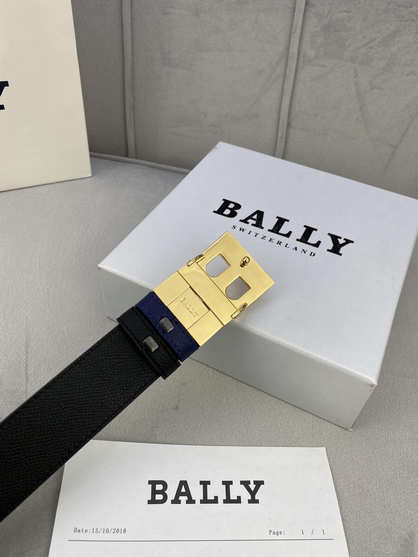 3 5cm BALLY 巴利 平纹/内衬头层小牛皮 配有金/银/字母扣头