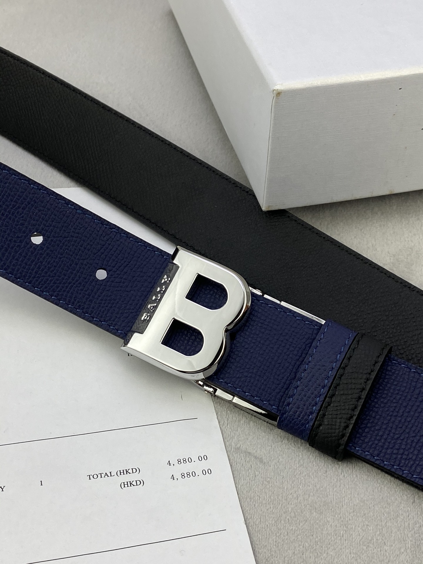3 5cm BALLY 巴利 平纹/内衬头层小牛皮 配有金/银/字母扣头