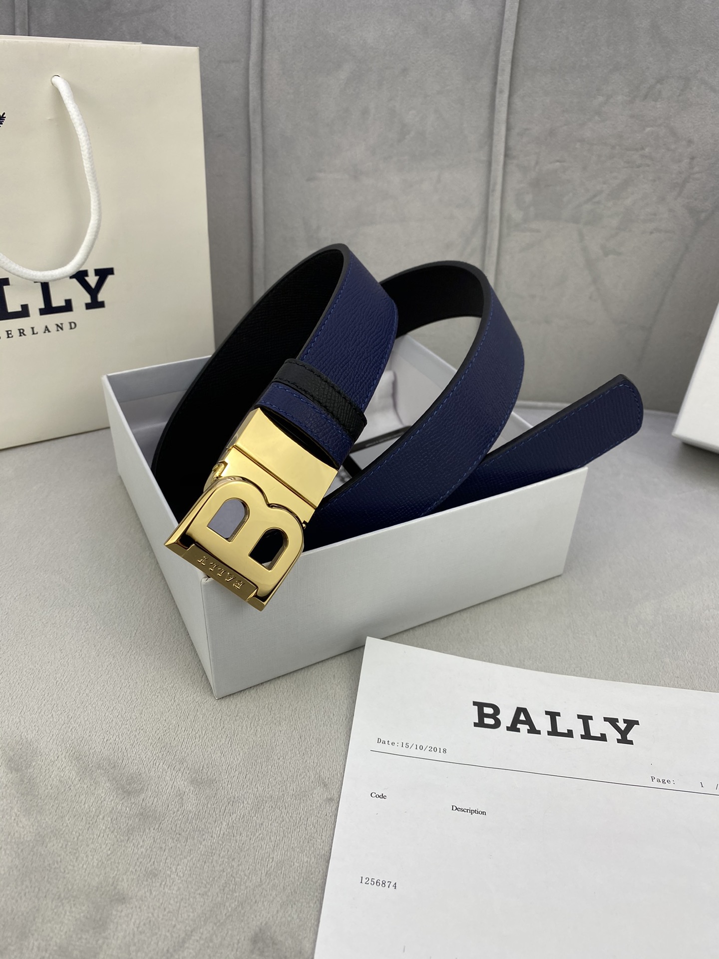 3 5cm BALLY 巴利 平纹/内衬头层小牛皮 配有金/银/字母扣头