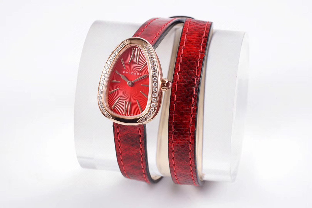 Bvlgari 宝格丽Serpenti系列长款表带