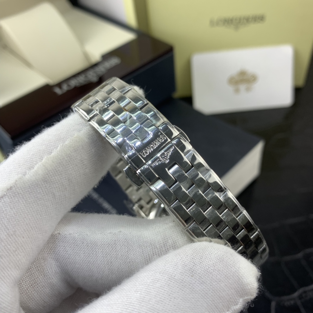 Longines 皇家 浪琴军旗系列女表腕表