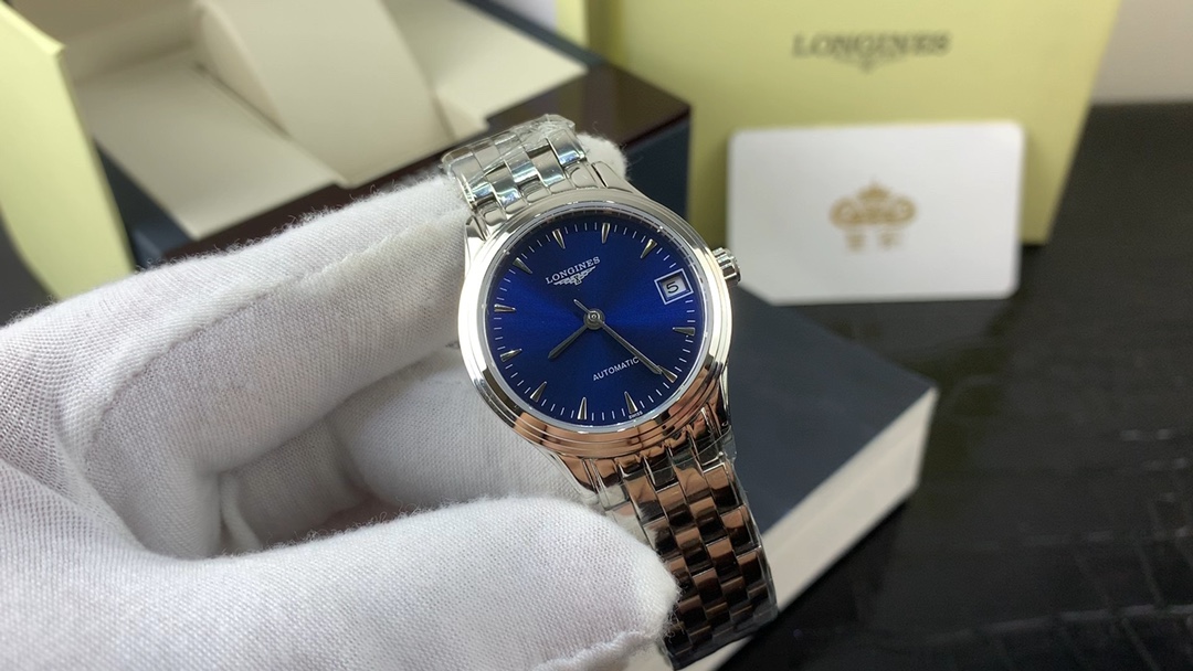 Longines 皇家 浪琴军旗系列女表腕表视频欣赏