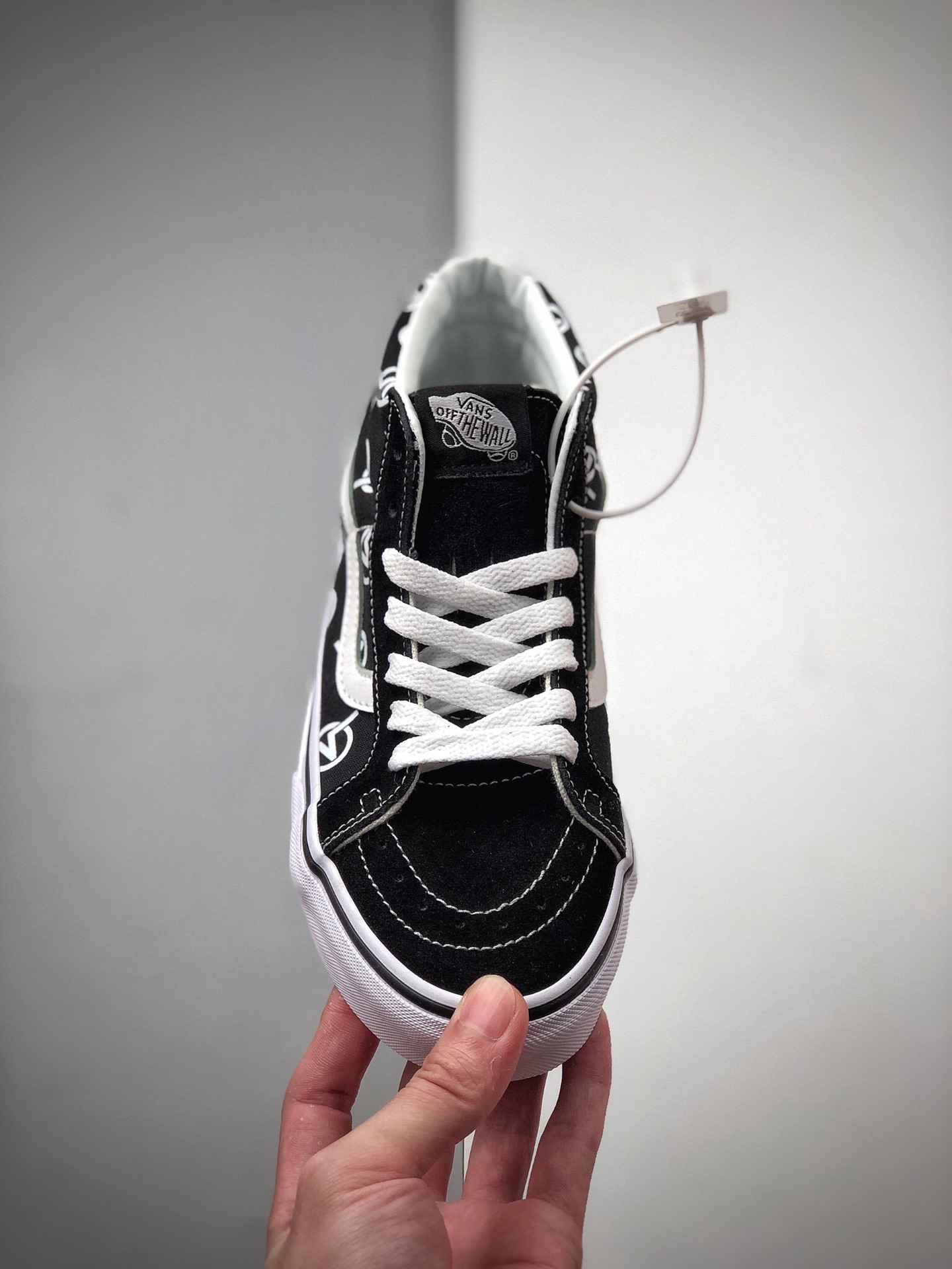 150 Vans范斯 经典系列SK8-Mid板鞋 Circle V Logo