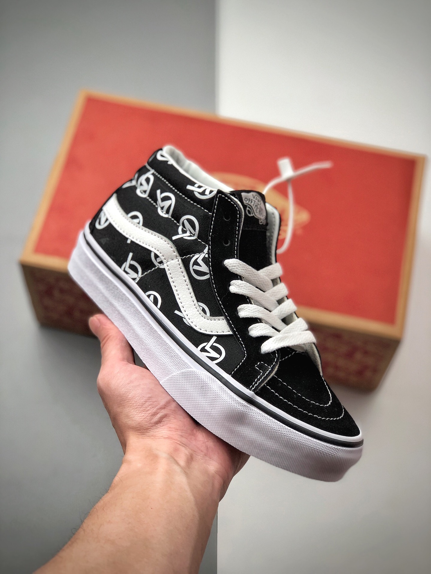 150 Vans范斯 经典系列SK8-Mid板鞋 Circle V Logo
