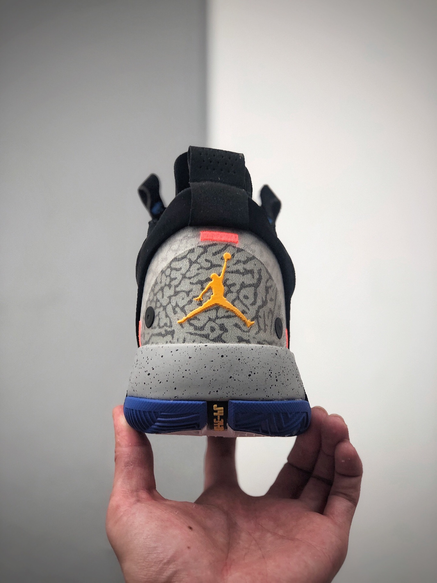 260 Air Jordan 34 Print  低邦版 白黑彩专业实战篮球鞋