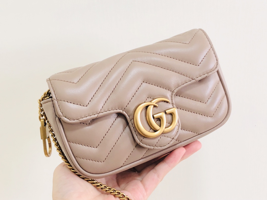 Gucci 24 new products debut in original leatherGG Marmont original leather series mini bag, convex shape artifact,cute design is more practical,
