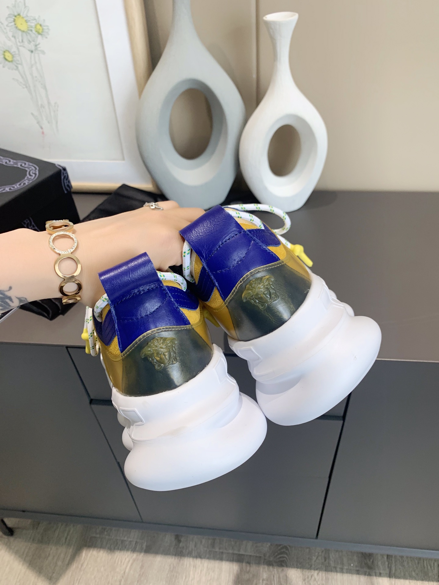 precio de fábrica... Generación 1 Versace VERSACE pareja zapatos extranjeros comprar versión de la p