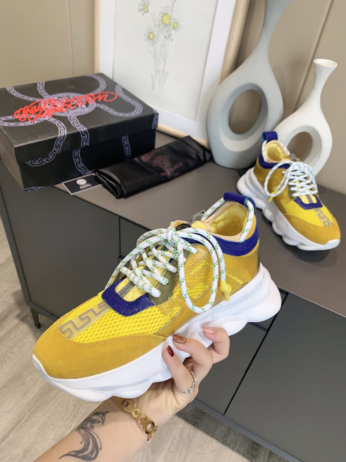 precio de fábrica... Generación 1 Versace VERSACE pareja zapatos extranjeros comprar versión de la p