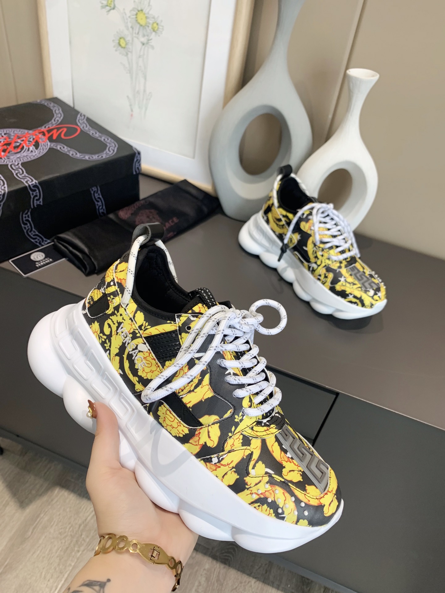 precio de fábrica... Generación 1 Versace VERSACE pareja zapatos extranjeros comprar versión de la p