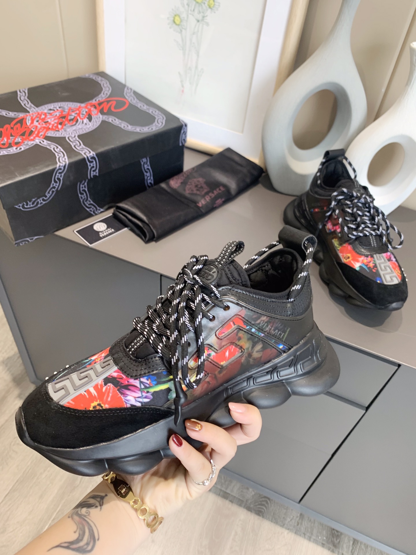 precio de fábrica... Generación 1 Versace VERSACE pareja zapatos extranjeros comprar versión de la p