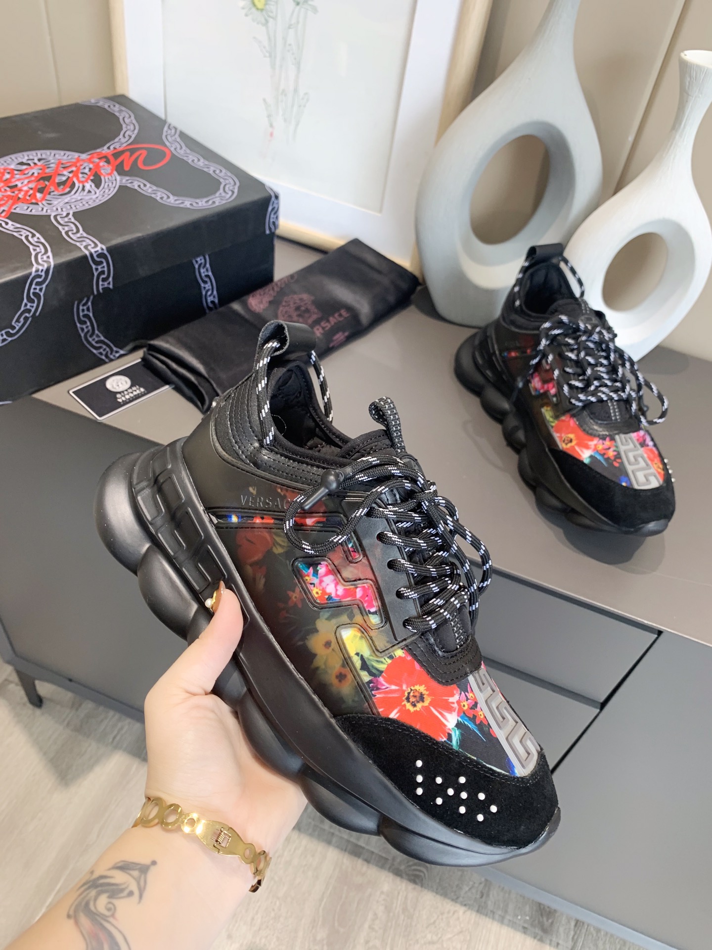 precio de fábrica... Generación 1 Versace VERSACE pareja zapatos extranjeros comprar versión de la p