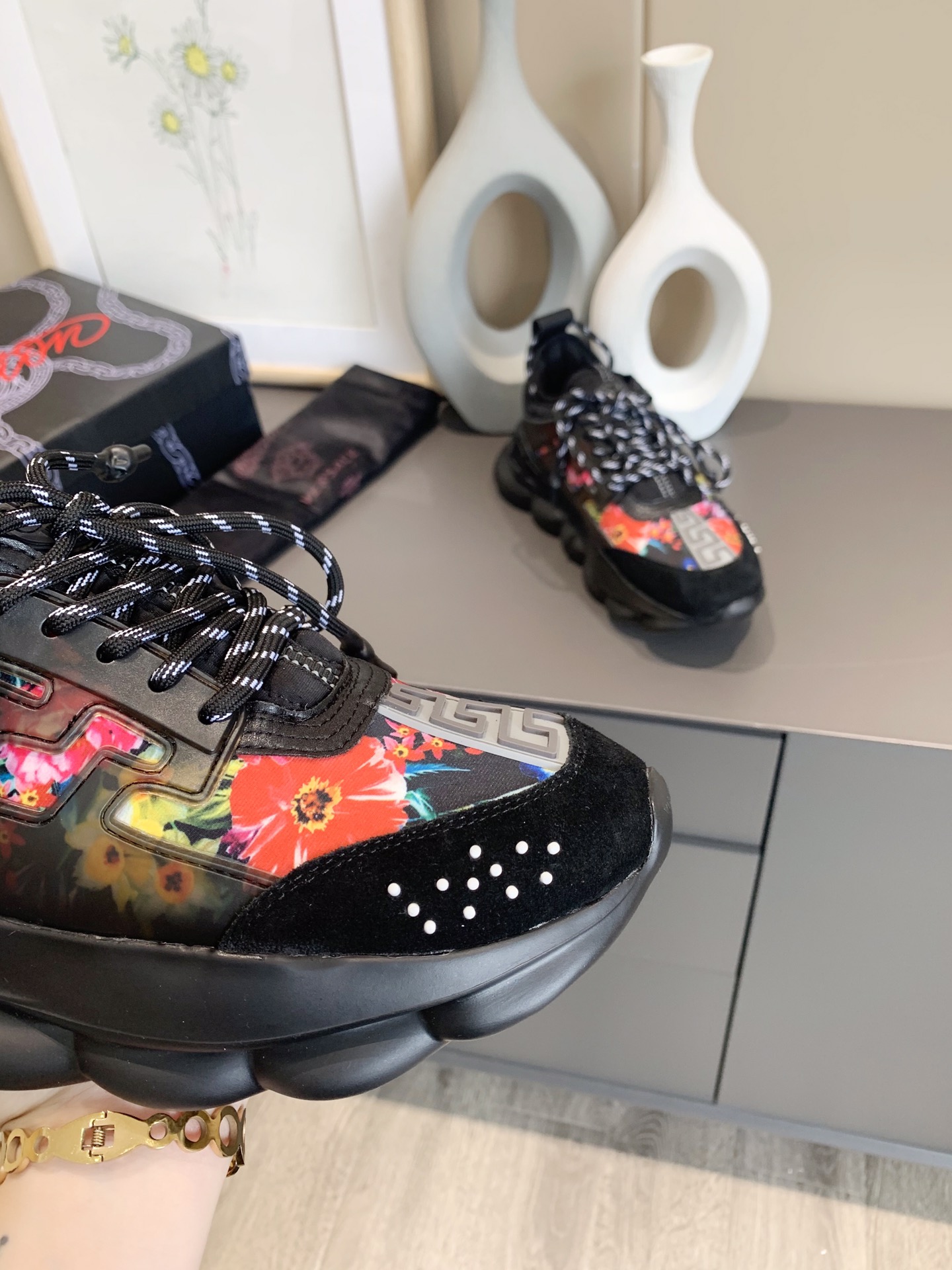 precio de fábrica... Generación 1 Versace VERSACE pareja zapatos extranjeros comprar versión de la p
