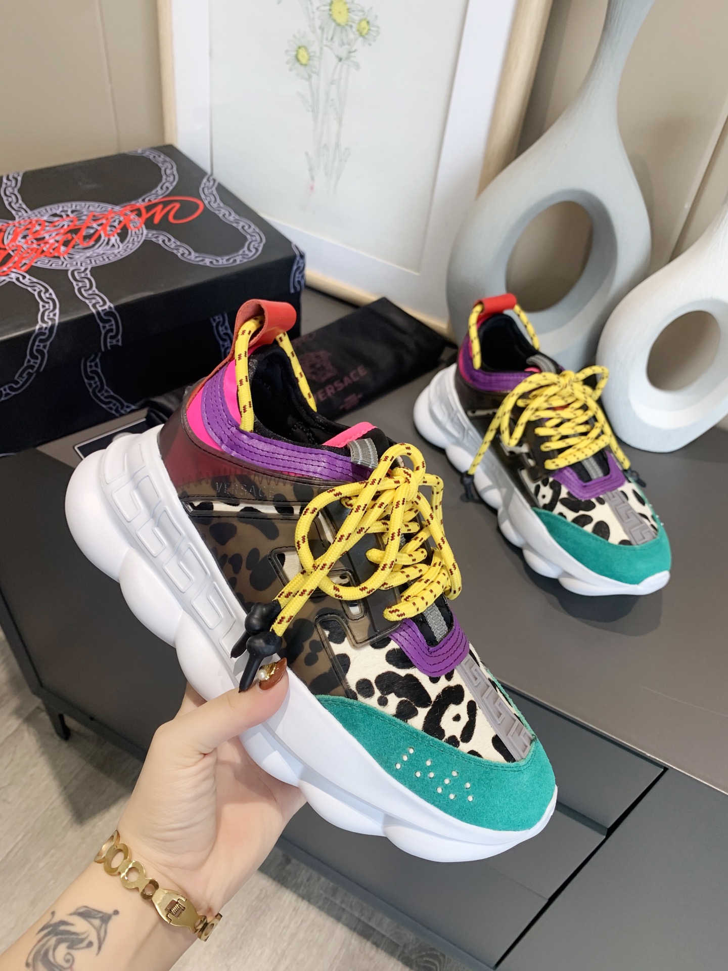 precio de fábrica... Generación 1 Versace VERSACE pareja zapatos extranjeros comprar versión de la p