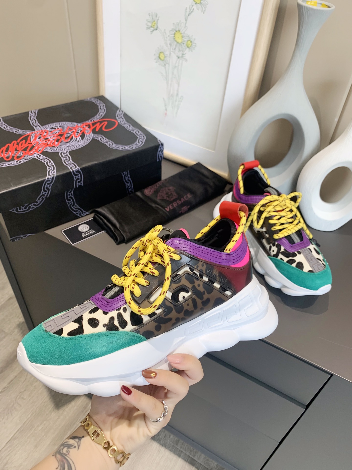 precio de fábrica... Generación 1 Versace VERSACE pareja zapatos extranjeros comprar versión de la p