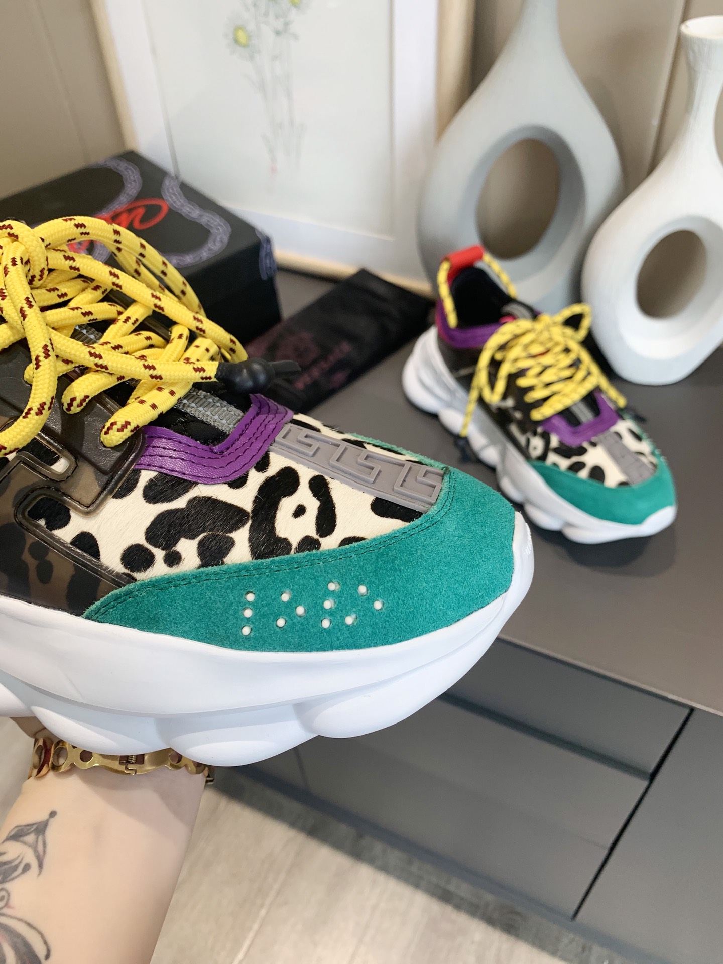 precio de fábrica... Generación 1 Versace VERSACE pareja zapatos extranjeros comprar versión de la p