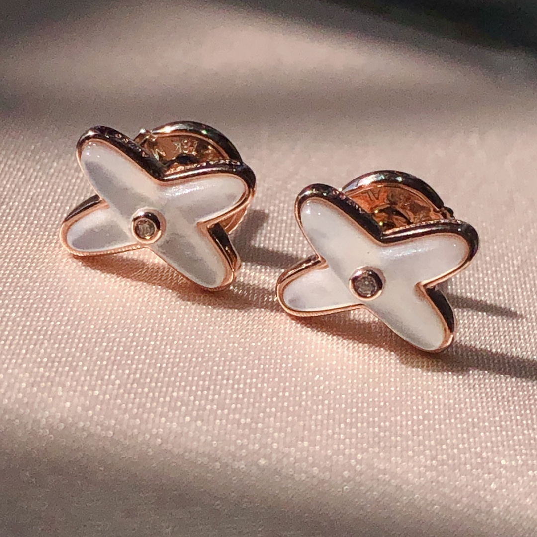 NO:100817,95 Necklace 98 Earrings New Today's Shangmei Cross Mother Shrink Set, Shangmei, Necklace1986090995 项链98耳钉 今日新款 尚美交叉母贝套装到,尚美,necklace,Jewelry