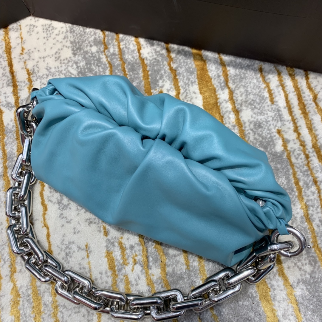 Bottega Veneta ๐๐๐ ๐พ๐๐ผ๐๐ ๐๐๐๐พ๐ 31CM BAG 620230ๆฒน็ป่/้ถ้พ