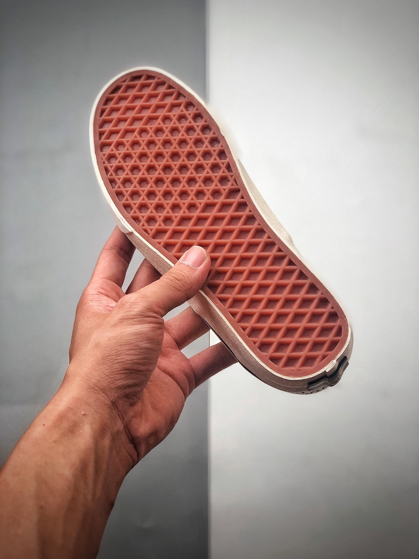 150  小红书推荐榜第一名 ！神仙百搭配色！Vans Authentic ”Family”黑白帆布