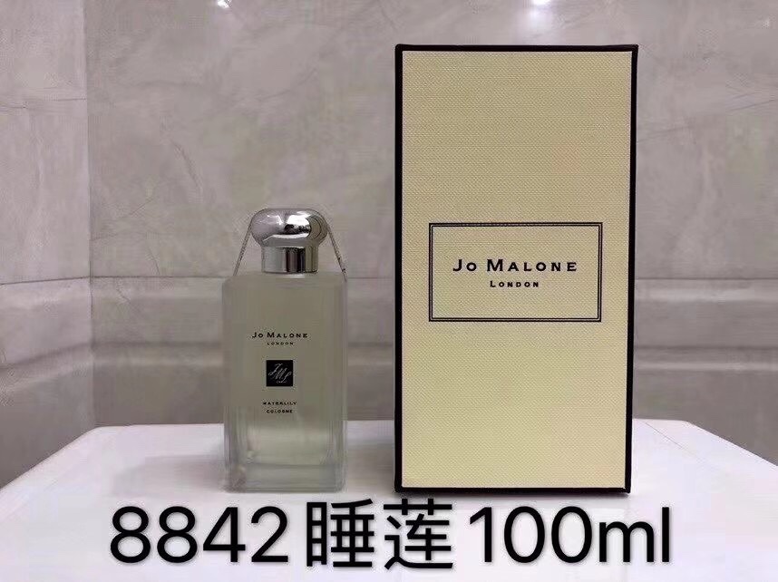 95💰专柜品质 100ml
75💰专柜品质 30ml
2020年限定 祖马龙秘境花园香水100ml -30ml ，四味到齐🔜合欢花，桂花，睡莲，雪柚