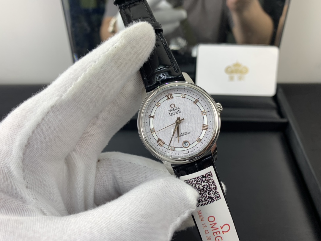 Omega 皇家 欧米茄蝶飞系列女款腕表