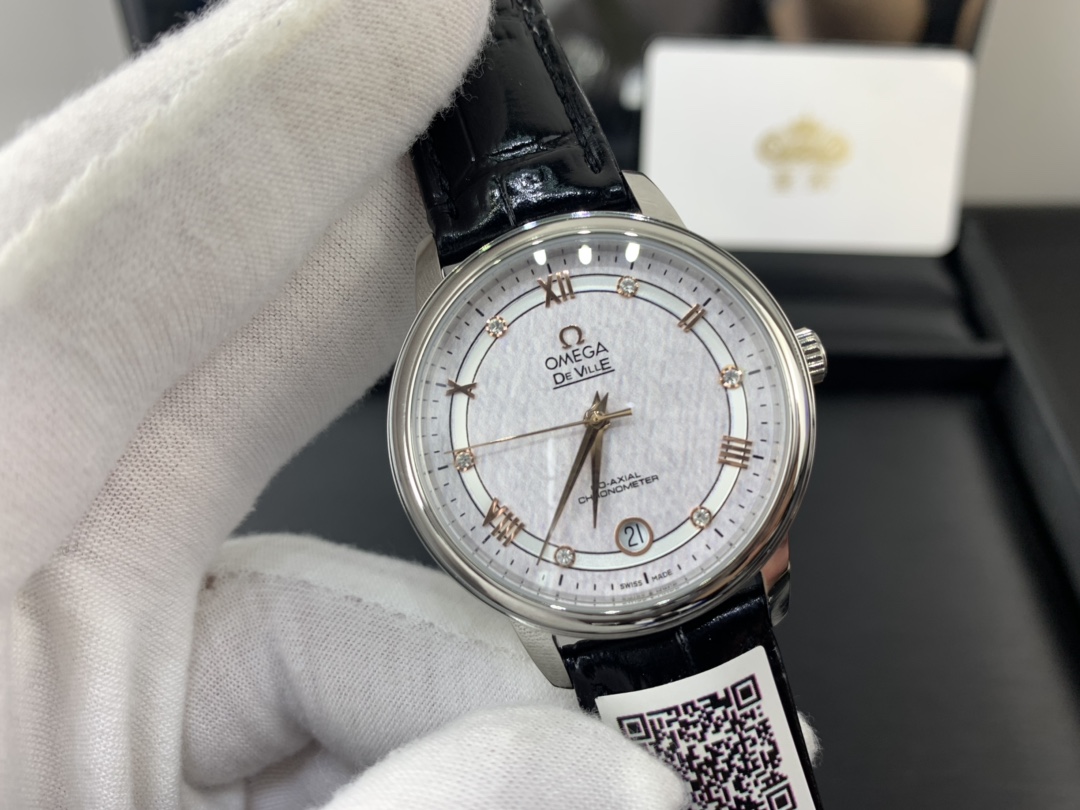 Omega 皇家 欧米茄蝶飞系列女款腕表