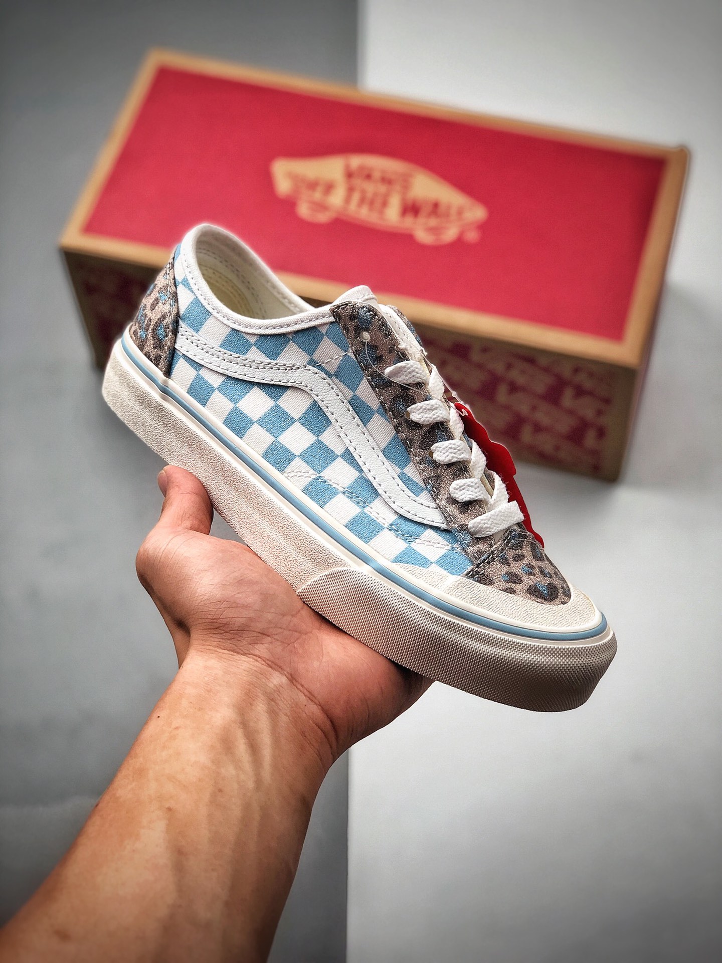150  引爆开学季！豹纹大学蓝来了！ Vans Style 36 Decon 万斯 大学蓝 水心蓝 豹纹棋盘格包头低帮硫化板鞋