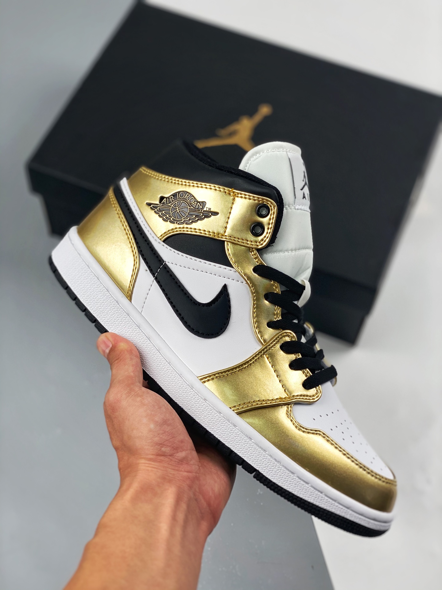 Soporte contra reembolso Air Jordan 1 Mid Dorado Líquido AJ1 Zapatillas casuales de caña media, color oficial…