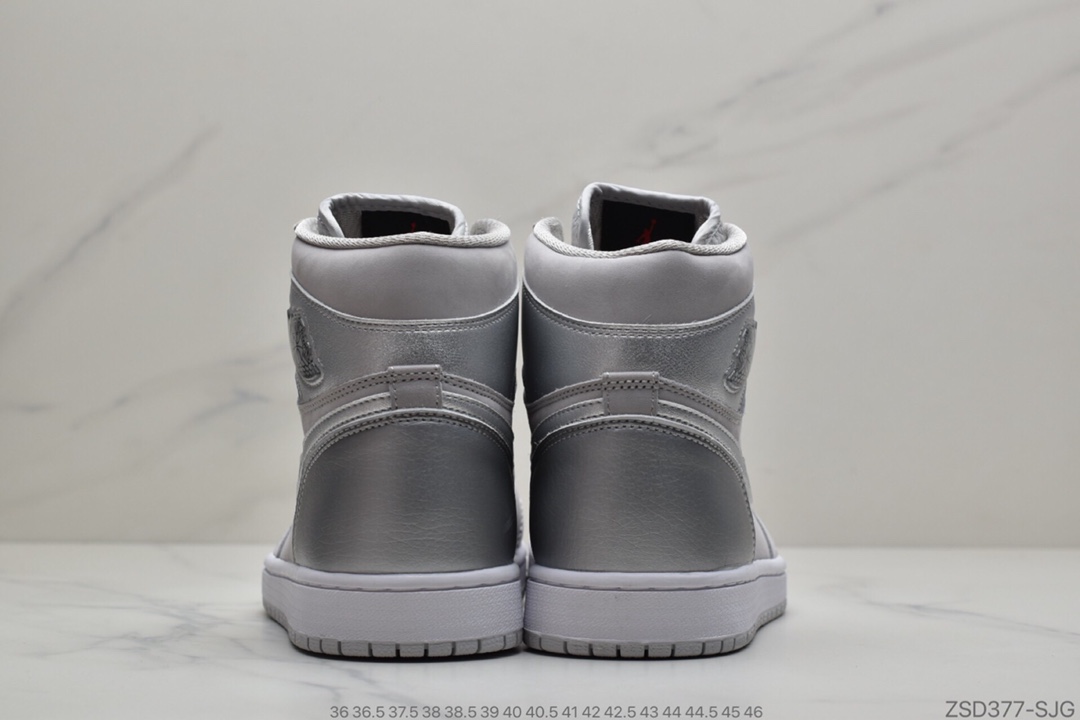 310 公司级Air Jordan 1 High OG 灰银麂皮货号：DC1788-029