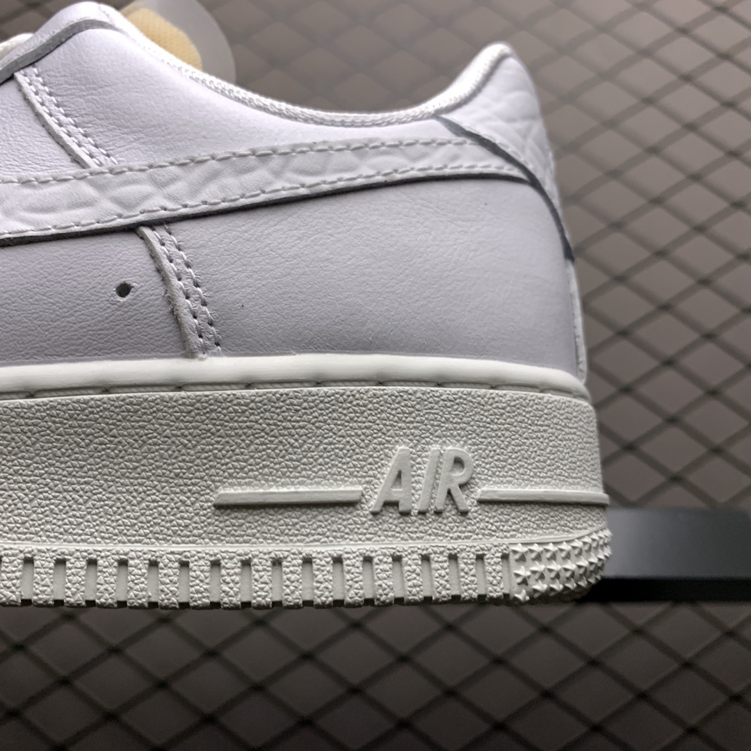 230 Nike Air Force 1'07 空军一号低帮运动休闲板鞋 CZ8101-100