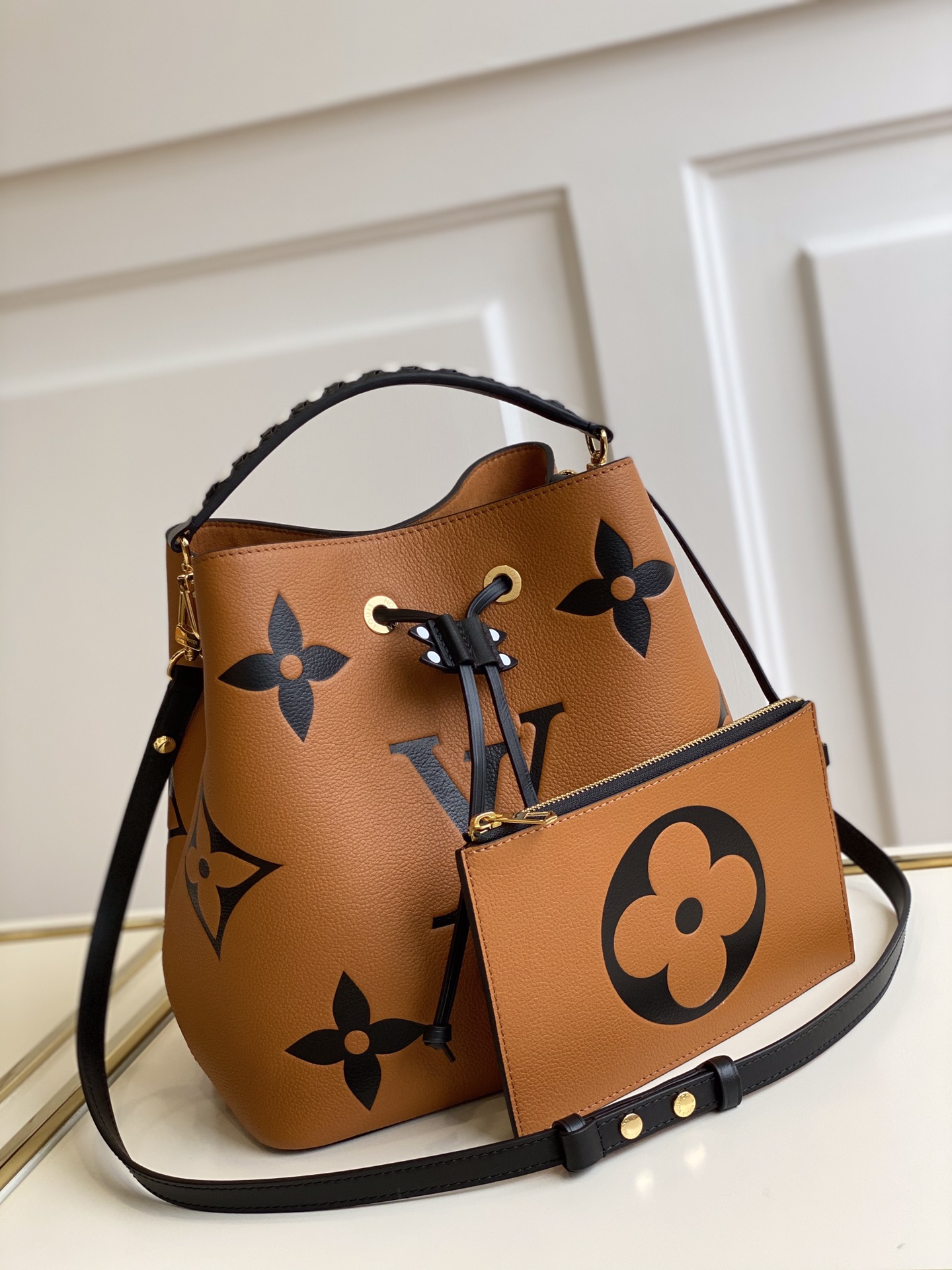 Fake
 Louis Vuitton LV NeoNoe Handbags Bucket Bags Brown Printing Weave M56888