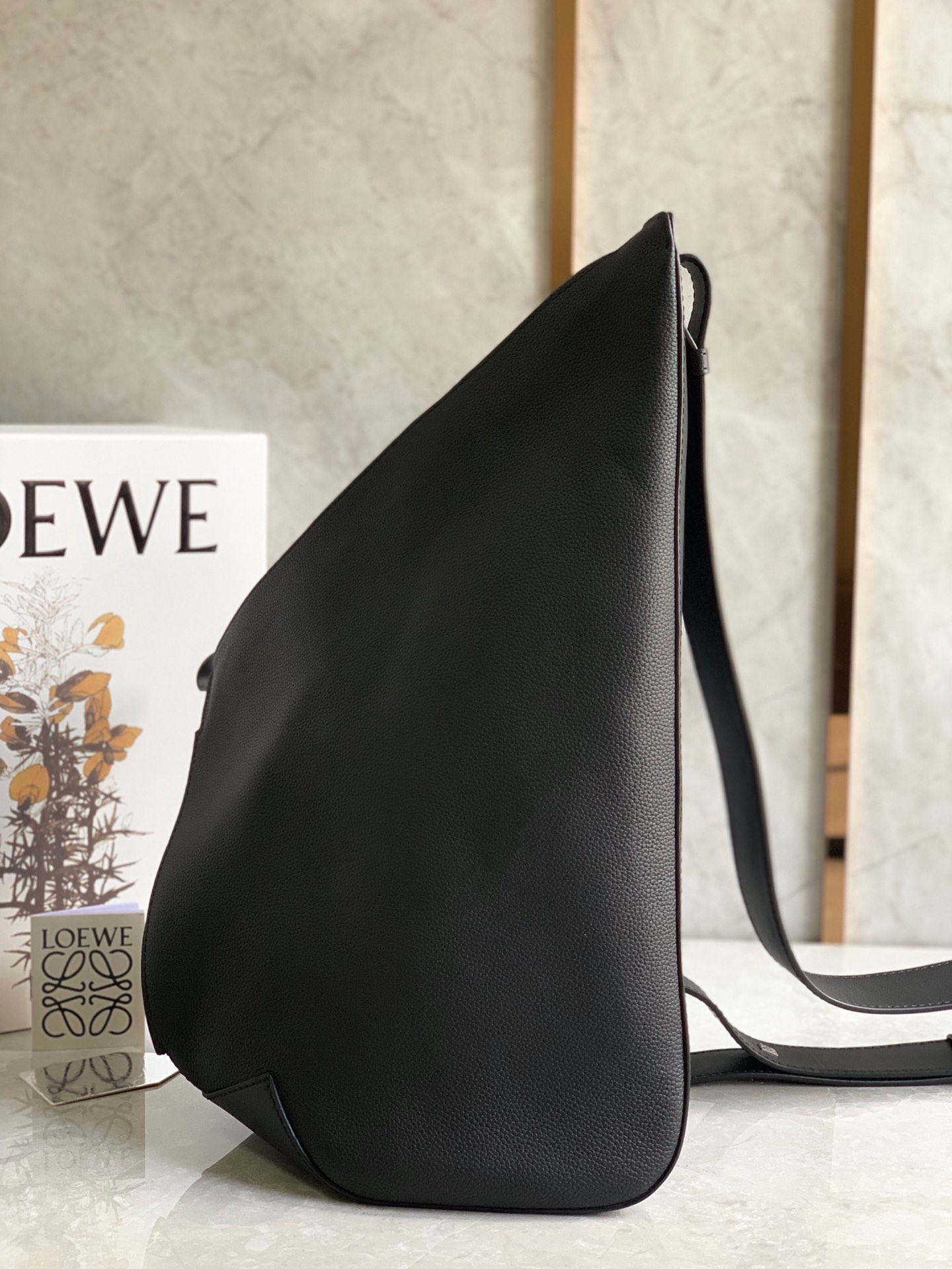 Loewe罗意威 Anton Backpack 黑色