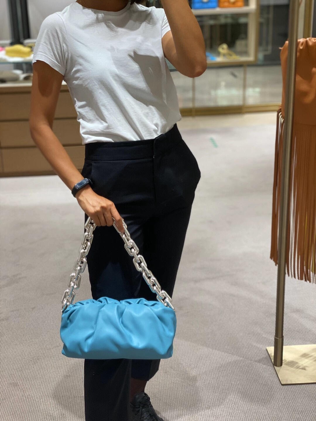 Bottega Veneta ๐๐๐ ๐พ๐๐ผ๐๐ ๐๐๐๐พ๐ 31CM BAG 620230ๆฒน็ป่/้ถ้พ