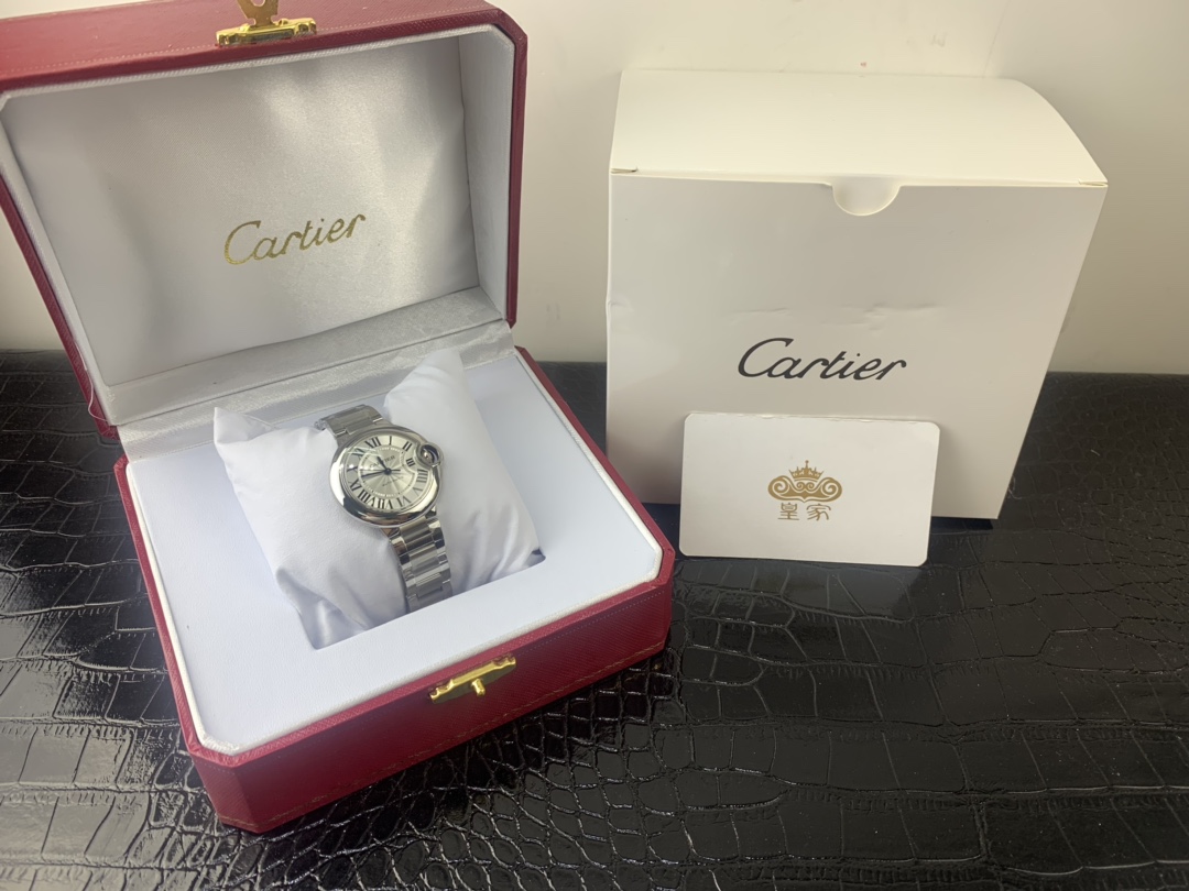 Cartier 皇家 卡地亚蓝气球系列33尺寸女表