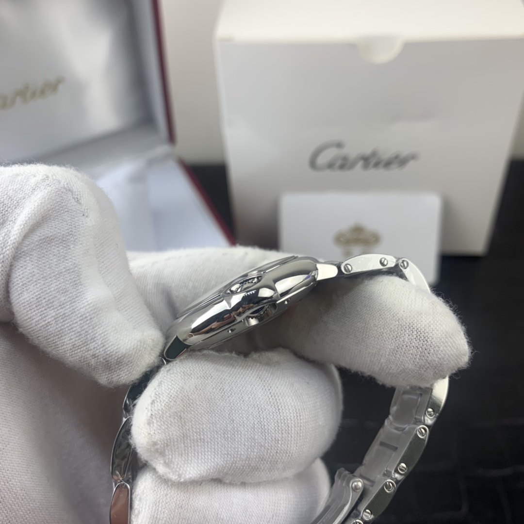 Cartier 皇家 卡地亚蓝气球系列33尺寸女表