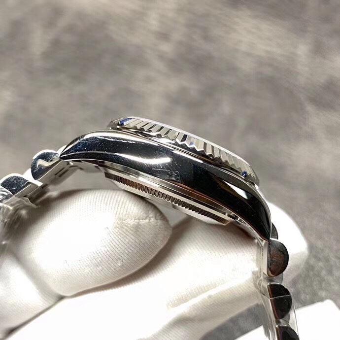 Rolex 劳力士粉色日志女款 开模：日志型31mm新一代五件拼装头粒