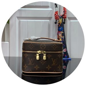 Where to buy Replicas Louis Vuitton Handbags Cosmetic Bags Monogram Canvas Mini M44936