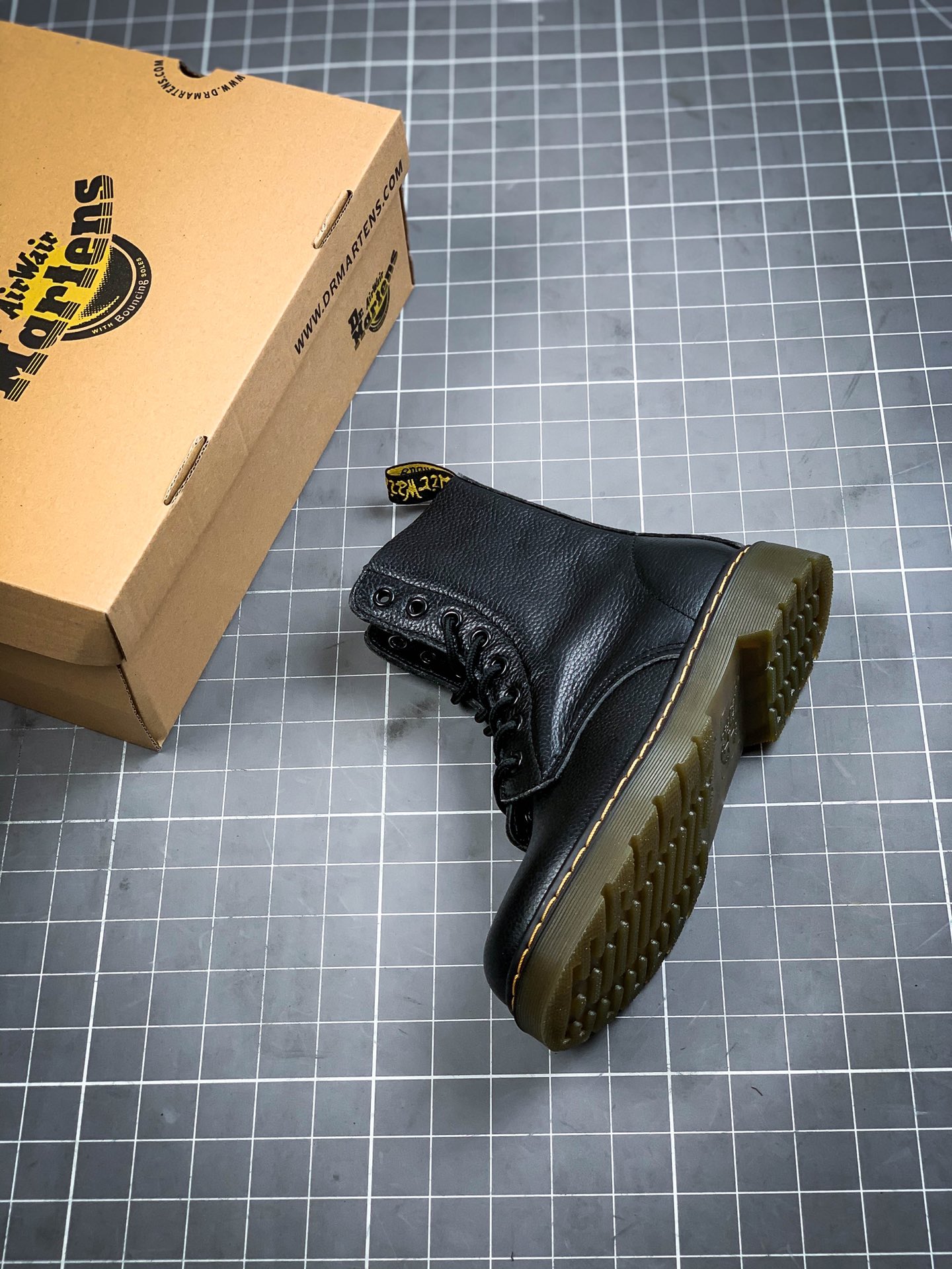 200 Dr.martens 马丁医生 1462 八孔双拉链