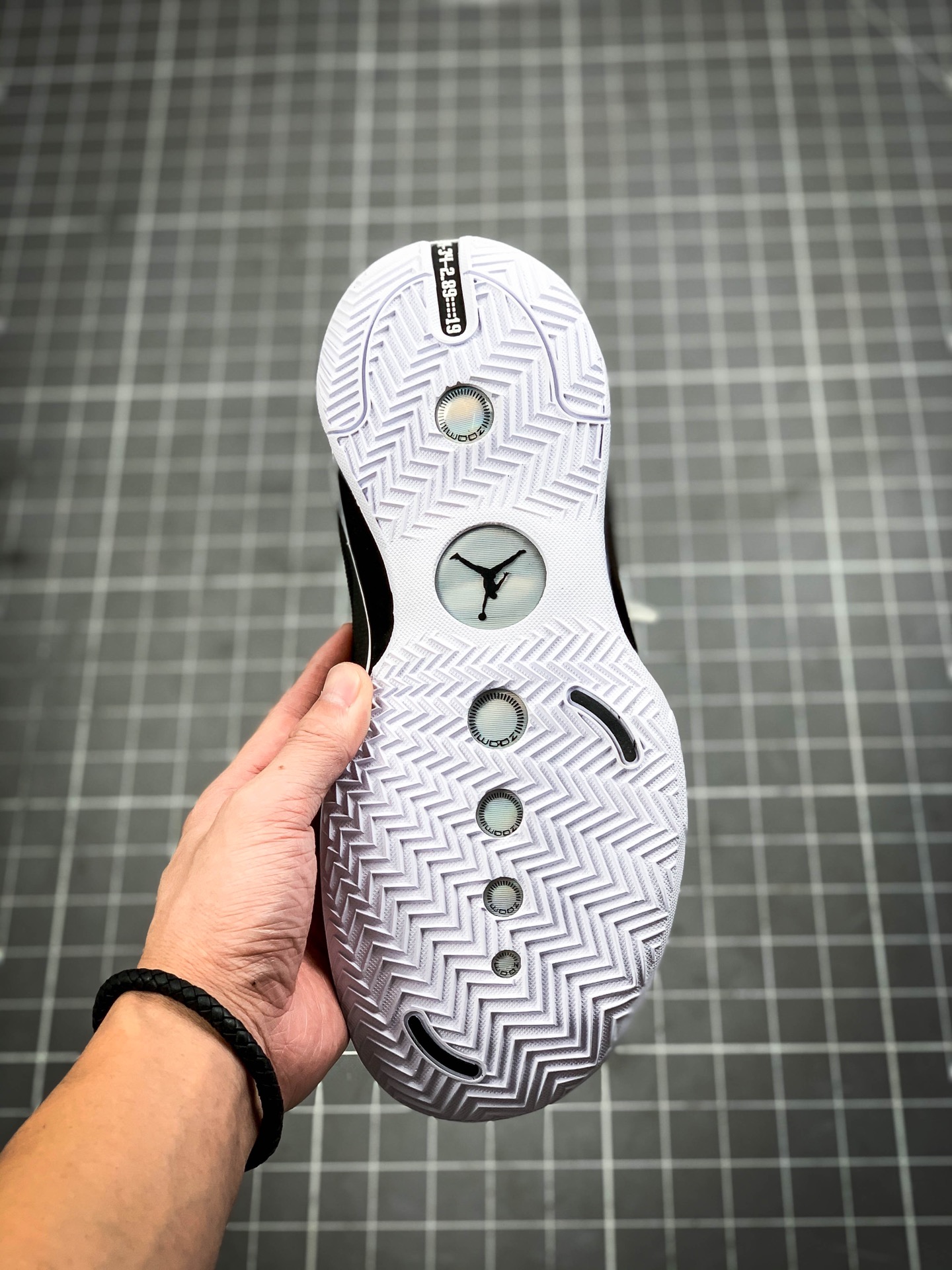 330  灭世纯原版本Air Jordan XXXIV PF AJ34 乔34 未来概念轻量化篮球鞋 BQ3381-800