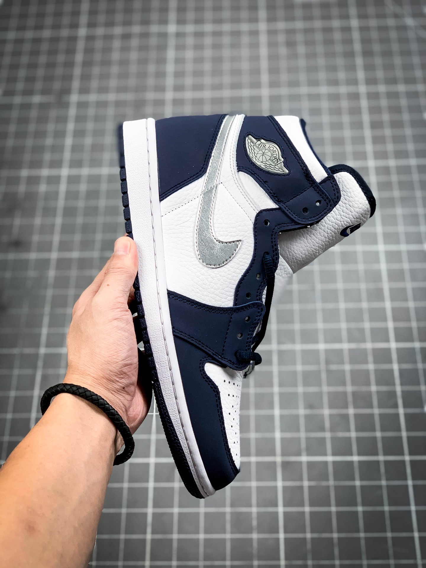 290 公司级乔丹/Air JordanAJ1 aj1 乔丹1代 乔1 乔丹1代高帮系列 Air Jordan 1 “Midnight Navy”  货号：DC1788-100 412