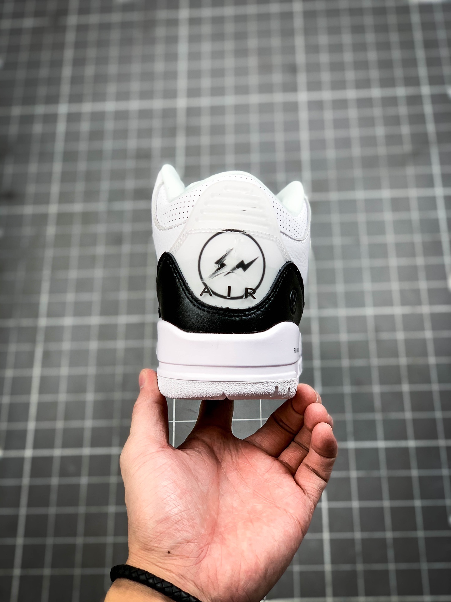 330 纯原版本Fragment Design x Air Jordan 3 AJ3 乔3 藤原浩 闪电联名 货号：DA3595-100 611