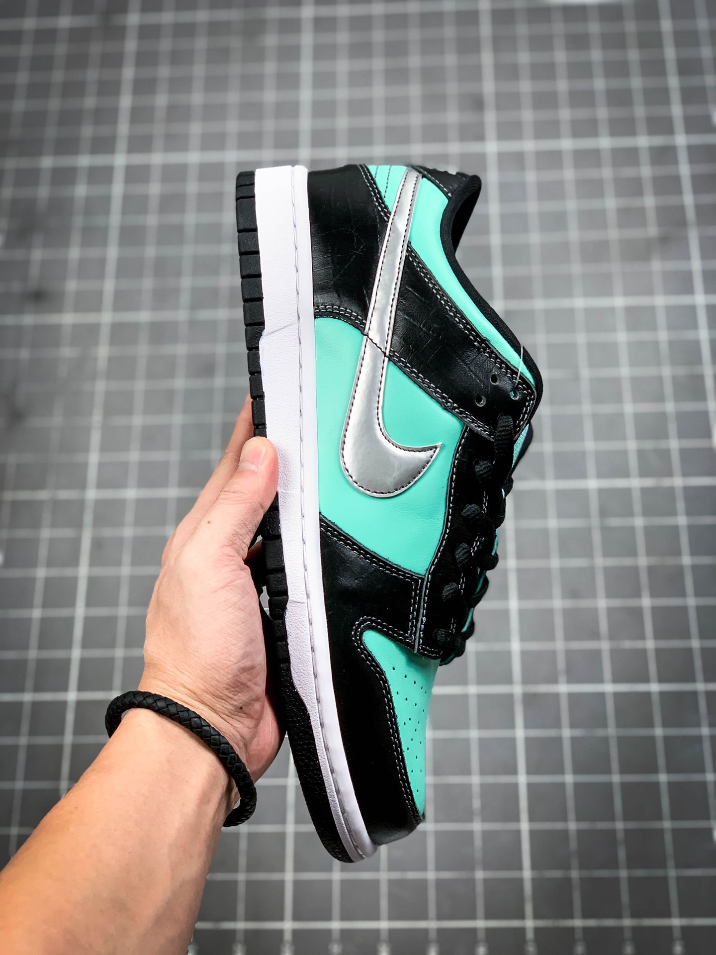 290 Diamond Supply Co. X Nike SB Dunk Low Pro ” Tiffany ” 美国西海岸潮牌联名款 304292-402
