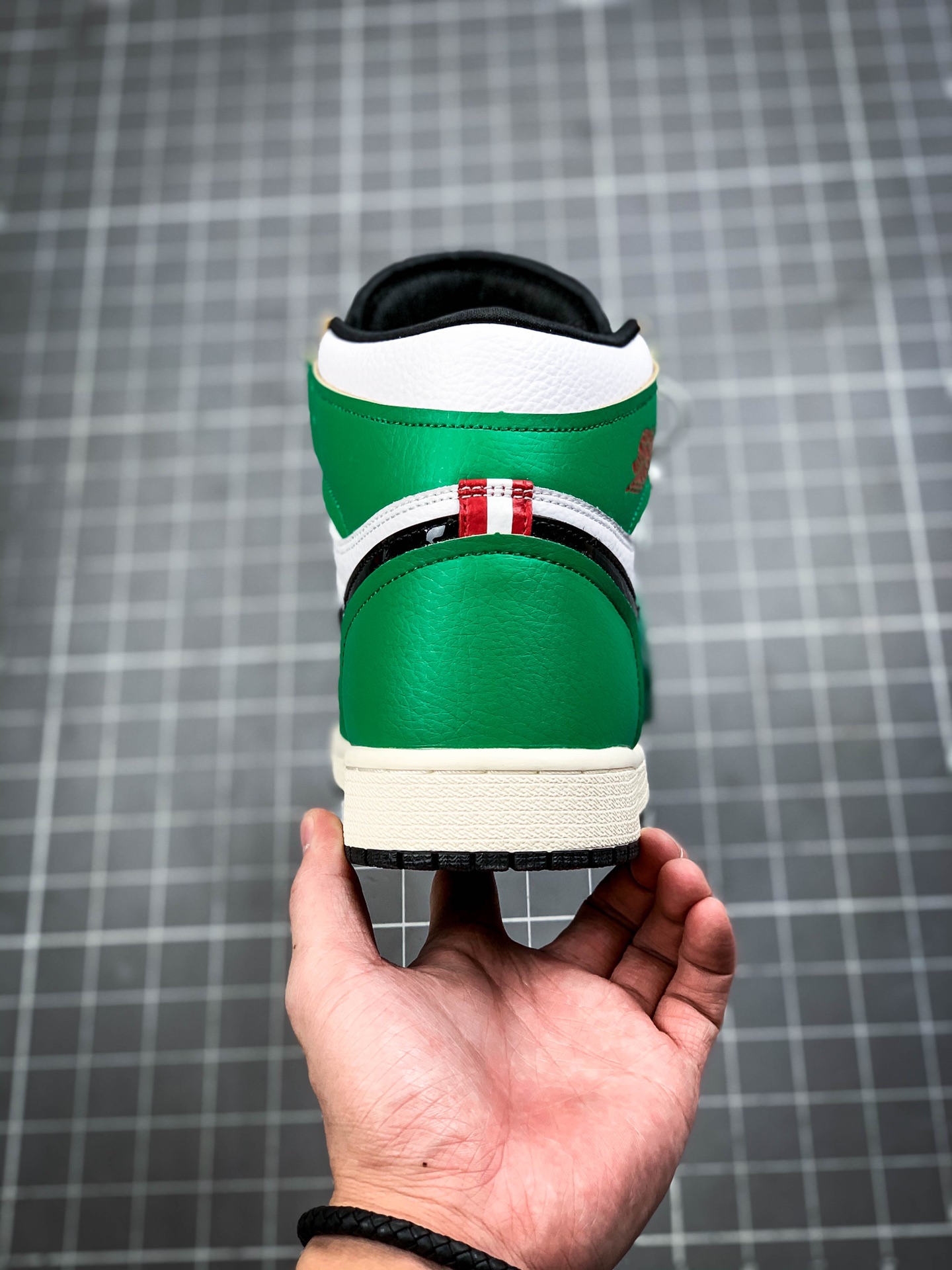 270 乔丹/Air JordanAJ1 aj1 乔丹1代 乔1 乔丹1代高帮系列Air Jordan 1 High OG WMNS “Lucky Green”  ”货号：DB4612-300 73