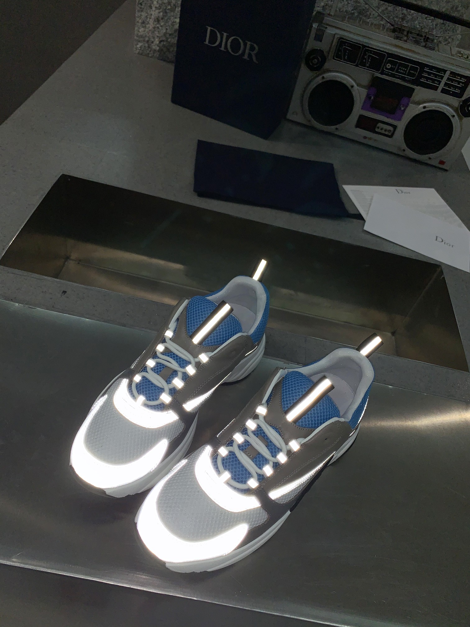 NO:440462,The top-level men's size version is so popular. Dior's dad shoes couples are on sale. I bought the version in the counter on the day of the show, and it was perfectly replicated. There is no pressure to enter and exit the counter. The original cowhide silk, foam vacuum sole, the whole pair of shoes is super light. The original single genuine quality is extremely high. The return rate of domestic and foreign internet celebrities have started to show off their shoes. The entire network is high-quality, super high-quality luxury shoe box. This shoe is on the feet and looks tall. The size is 35-45 (customized for 46/47), dad shoes, dior, dior, cowhide19860909男码顶级版本 吊炸天 Dior迪奥老爹鞋情侣款发售 走秀当天就在专柜买版,爆拆完美复刻,出入专柜毫无压力 专柜原版牛皮丝绸,发泡真空大底,整双鞋超轻 原单正品质量上脚回头率极高国内外网红各种开始秀鞋了 全网高品质,超高品质豪华鞋盒 此鞋上脚,立显高挑 码数35-45（46/47定做）,老爹鞋,dior,dior,cowhide,Women's Shoes