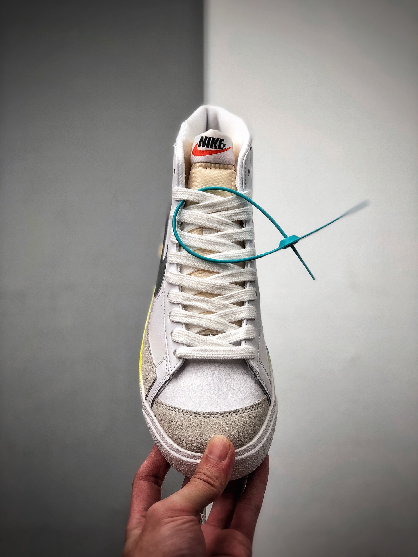 180  Nike Blazer Mid VNTG QS复古经典中帮开拓者