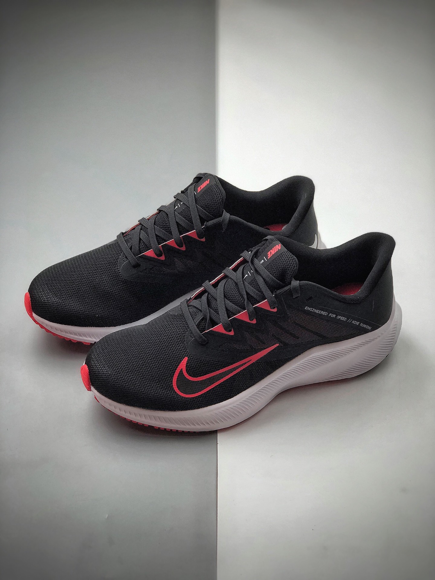 180 Nike Quest 3 极速3代时尚休闲跑步鞋 货号：CD0230-004