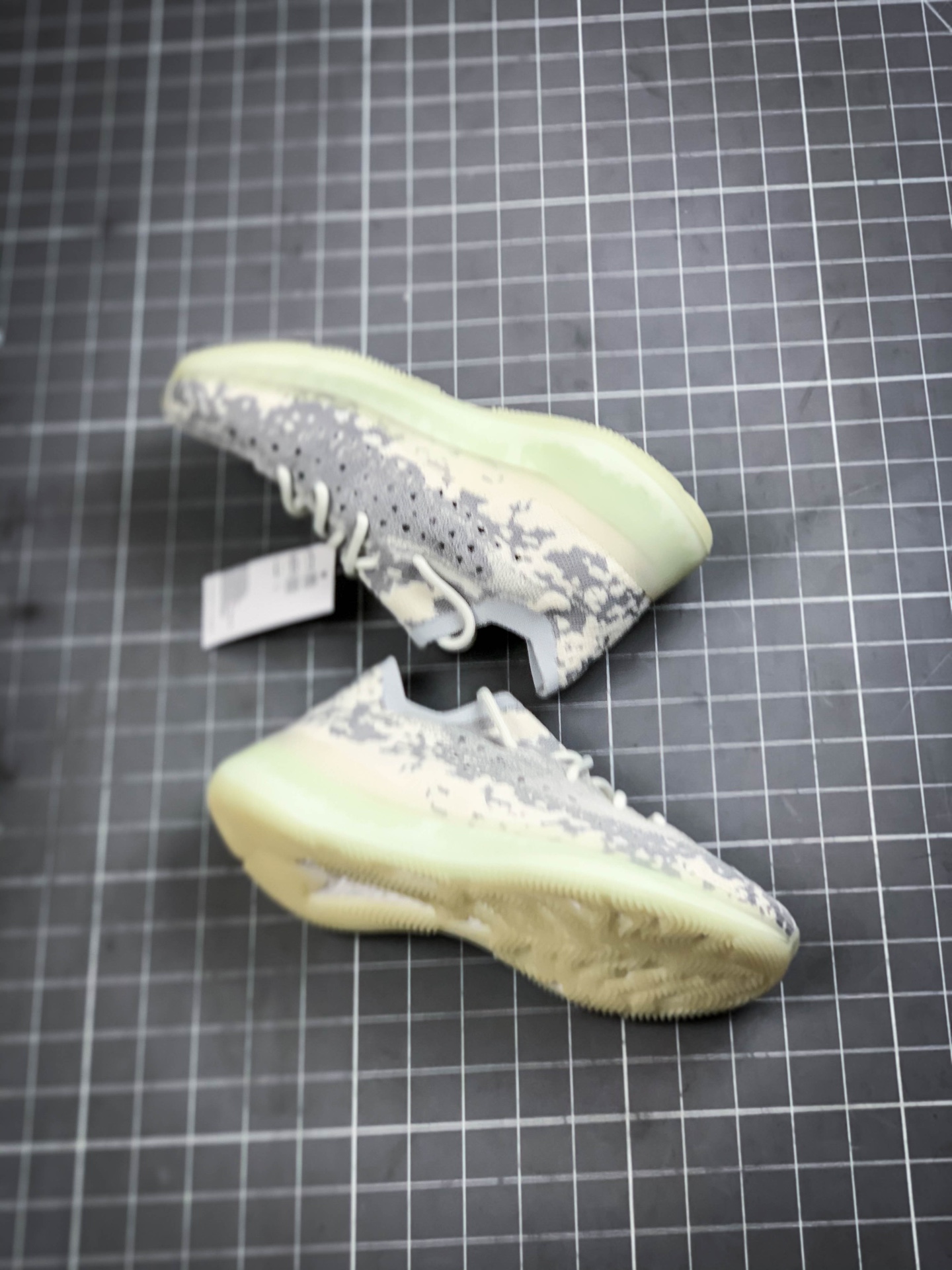 200 纯原  Adidas Yeezy Boost 380 V3 椰子380系列 FV3260-244