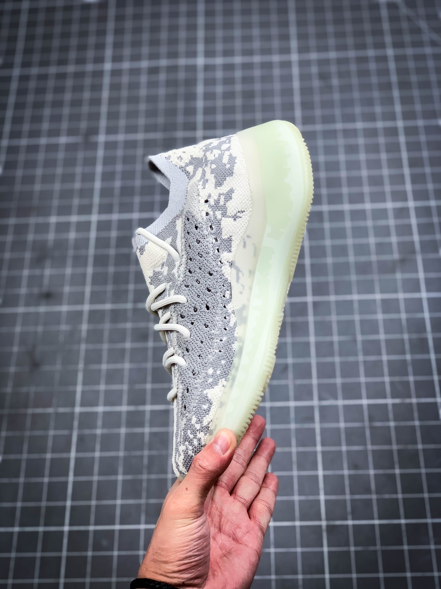 200 纯原  Adidas Yeezy Boost 380 V3 椰子380系列 FV3260-244