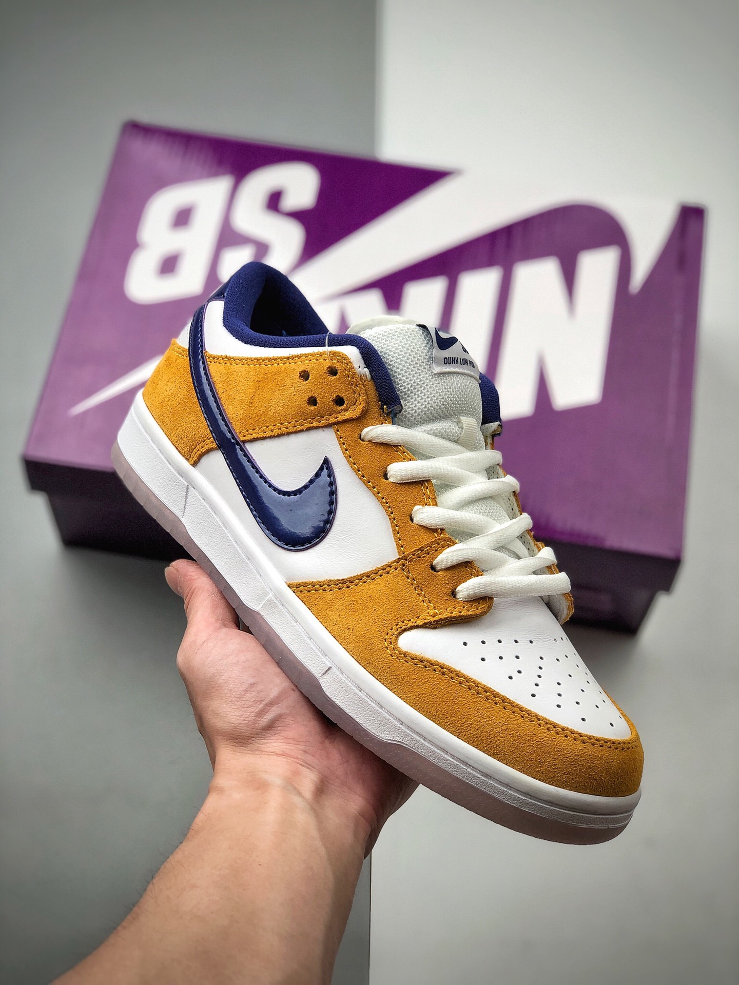 330 NK SB Dunk Low Laser  湖人紫金配色 BQ6817-800